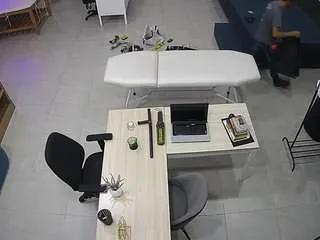 Offline voyeurcam-jb-room-1 on CamSoda