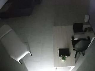 voyeurcam-jb-room-7 on CamSoda