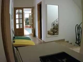 Freechat voyeurcam-julmodels-hall-1st on CamSoda