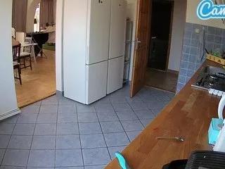 Offline voyeurcam-julmodels-kitchen on CamSoda