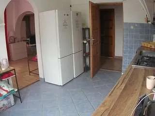 Offline voyeurcam-julmodels-kitchen on CamSoda