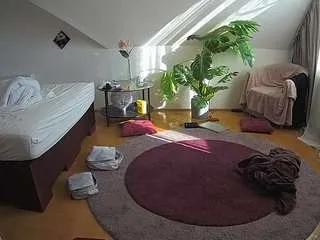 Offline voyeurcam-julmodels-whitebed-6 on CamSoda