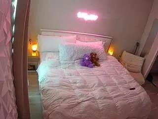 Freechat voyeurcam-whitneyoc-01 on CamSoda