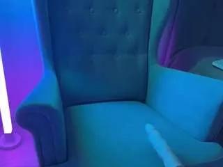 Offline waltenjoy on CamSoda