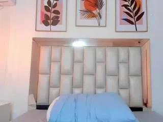 yayisvega on CamSoda 