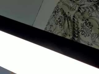 Offline yei-sant on CamSoda