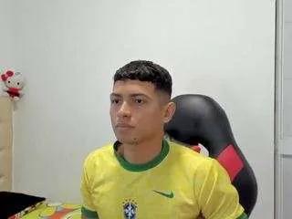 Offline yei-sant on CamSoda