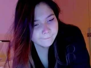 Freechat yummym on CamSoda