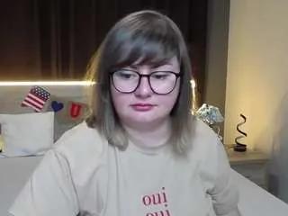 zannadreil on CamSoda 