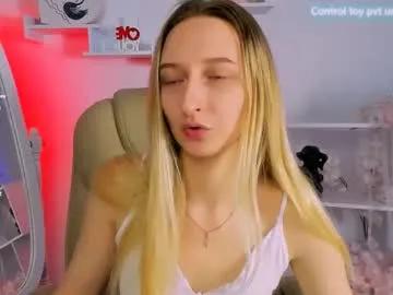 _ri_na_ on Chaturbate 