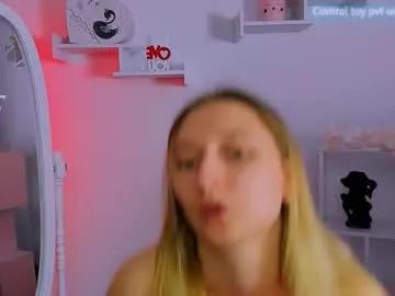 _ri_na_ on Chaturbate 