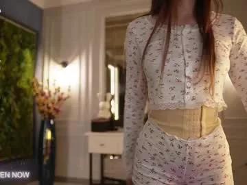angel_luisa model from Chaturbate
