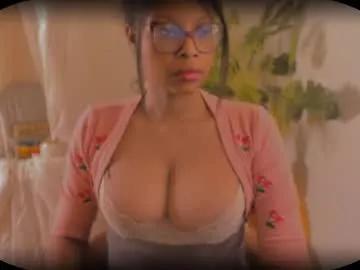 bellablakes18 on Chaturbate 