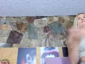 Freechat candy_feett on Chaturbate