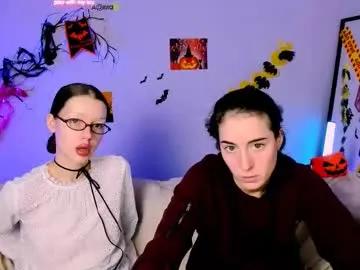 The seductive Daisy_baby_ wants you to fuck their body now! daisy_baby_ from Chaturbate