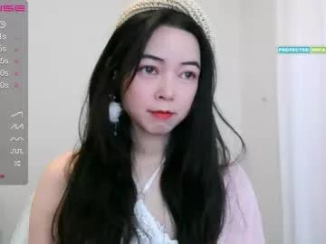 jinnloveu on Chaturbate 
