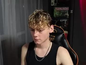 Freechat kirill_20_cm on Chaturbate