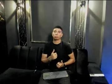 mr_maximo on Chaturbate 