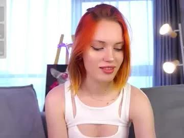 quennaedger — Goal: to play with lips and eye contact #teen also #cute and #shy... at least at first. look at my #natural and #bigass [44 tokens remaining]
