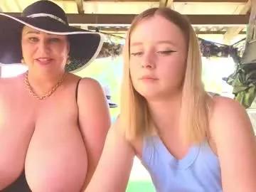 sassy_seasons on Chaturbate 