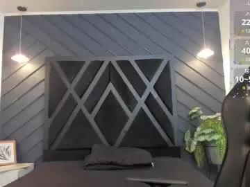 zoee_martins_ on Chaturbate