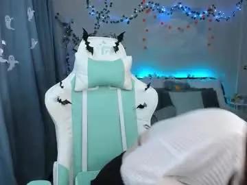 The captivating Zoey_lane wants you to fuck her body now! zoey_lane from Chaturbate