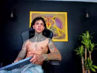 aaron_ford on Flirt4Free 