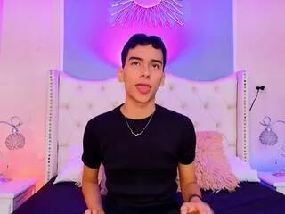 aidden_royce on Flirt4Free 