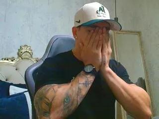 Offline alan_thompson on Flirt4Free