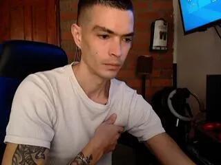 Offline alex_devegas on Flirt4Free