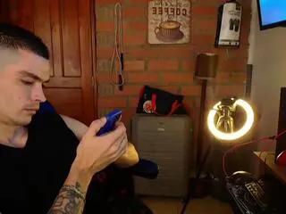 Offline alex_devegas on Flirt4Free