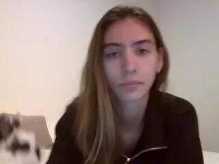 alma_queen on Flirt4Free