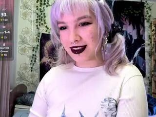 Freechat amie_marchionni on Flirt4Free