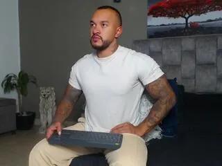 Freechat anderson_jones on Flirt4Free