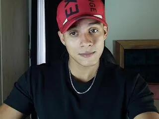 Offline andy_corleone on Flirt4Free