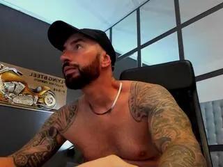 armand on Flirt4Free 