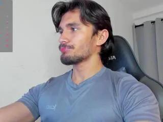 Offline axel_owen on Flirt4Free