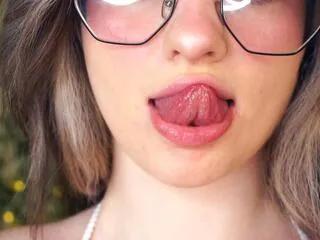 Freechat benedetta_mazza on Flirt4Free