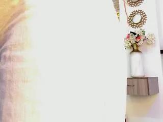 beverly_madison on Flirt4Free 