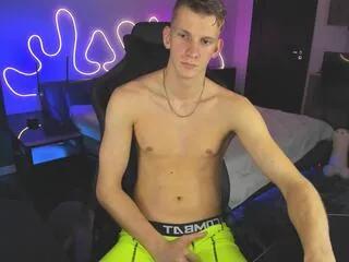Freechat brad_maloney on Flirt4Free