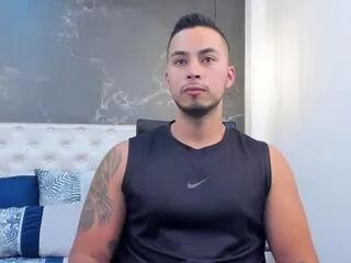 Offline brandon_flex on Flirt4Free