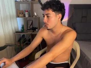 charles_wild on Flirt4Free
