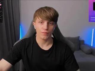 Offline curtis_crew on Flirt4Free