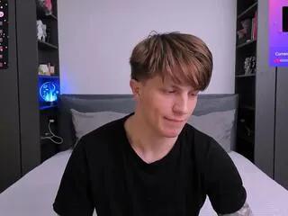 Offline curtis_crew on Flirt4Free