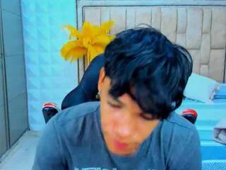 Freechat daante_king on Flirt4Free
