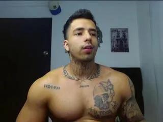 Offline darius_phoenixx on Flirt4Free