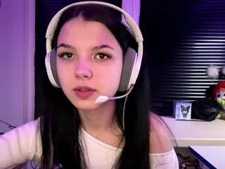 debera_asfour on Flirt4Free 