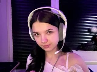 debera_asfour on Flirt4Free 