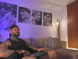 Offline deklan_grey on Flirt4Free