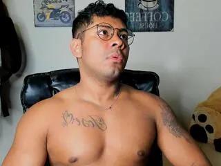 derek_castle on Flirt4Free 